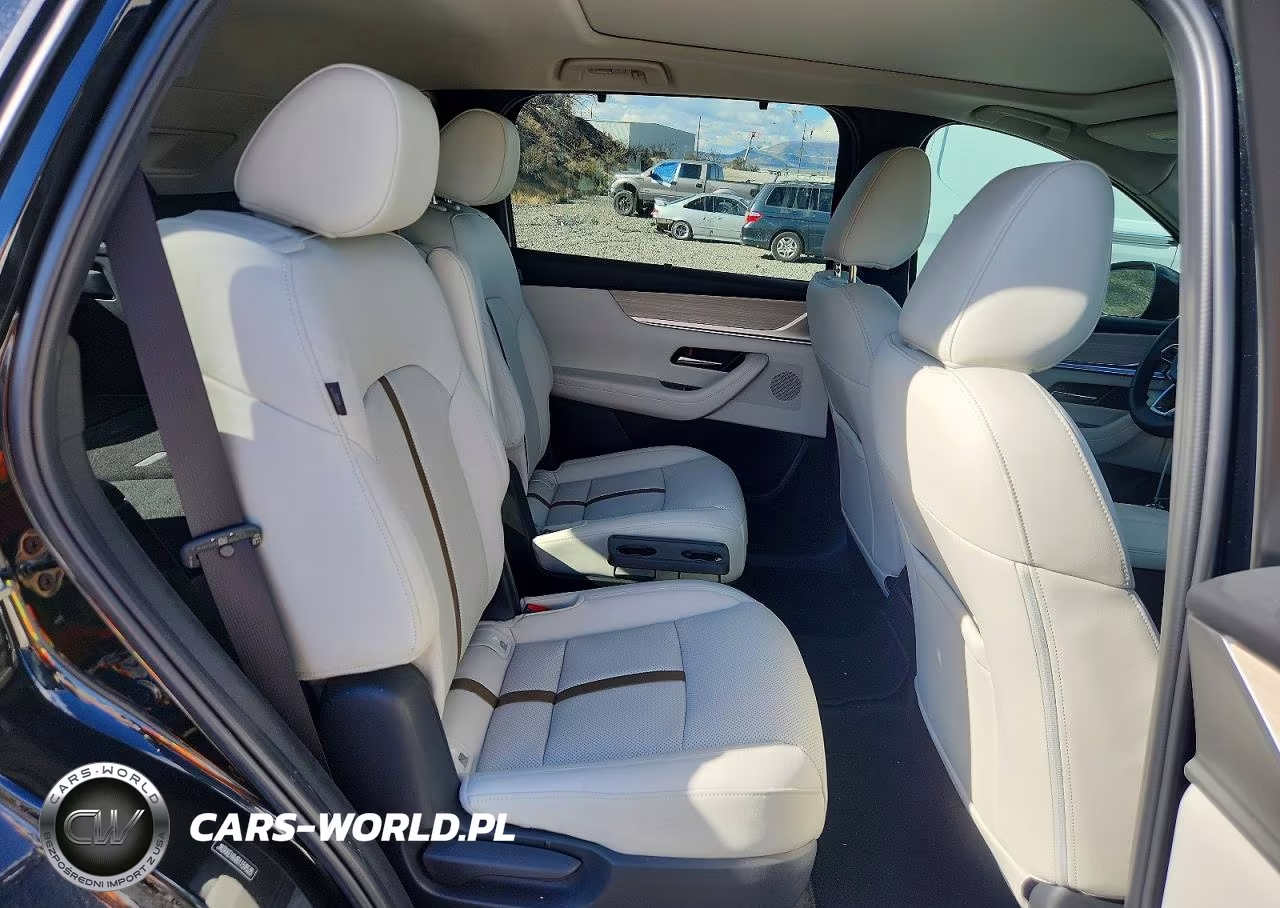 2024 Mazda Cx-90 Premium Plus VIN:JM3KKEHA4R1159535 - 11