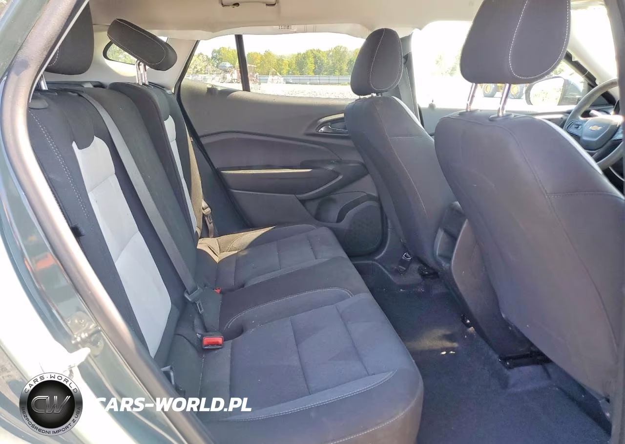 2025 Chevrolet Trax Ls VIN:KL77LFEP2SC156585 - 10