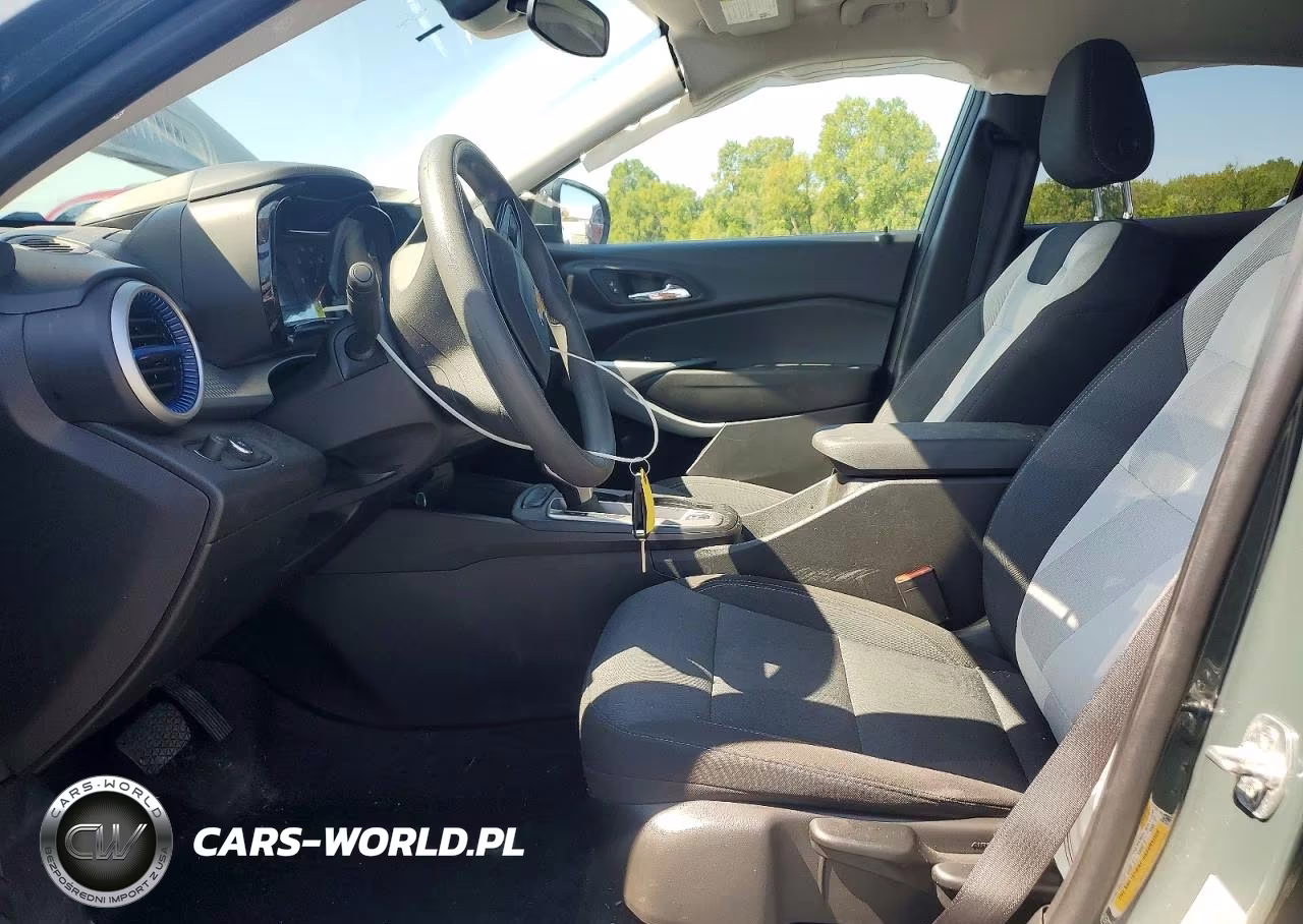 2025 Chevrolet Trax Ls VIN:KL77LFEP2SC156585 - 7