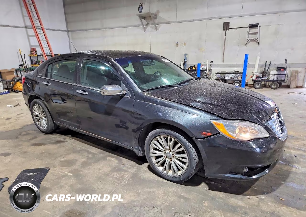 2011 Chrysler 200 Limited VIN:1C3BC2FG0BN520418 - 4