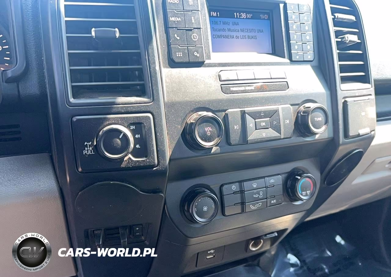 2019 Ford F150 Super Cab VIN:1FTFX1E54KKC54933 - 13