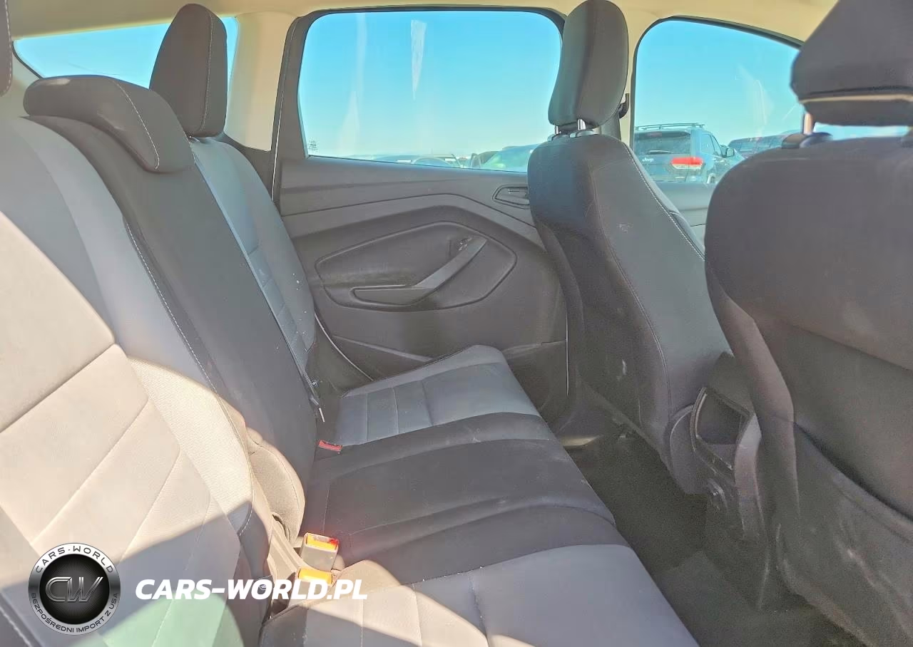 2019 Ford Escape S VIN:1FMCU0F74KUC54114 - 10