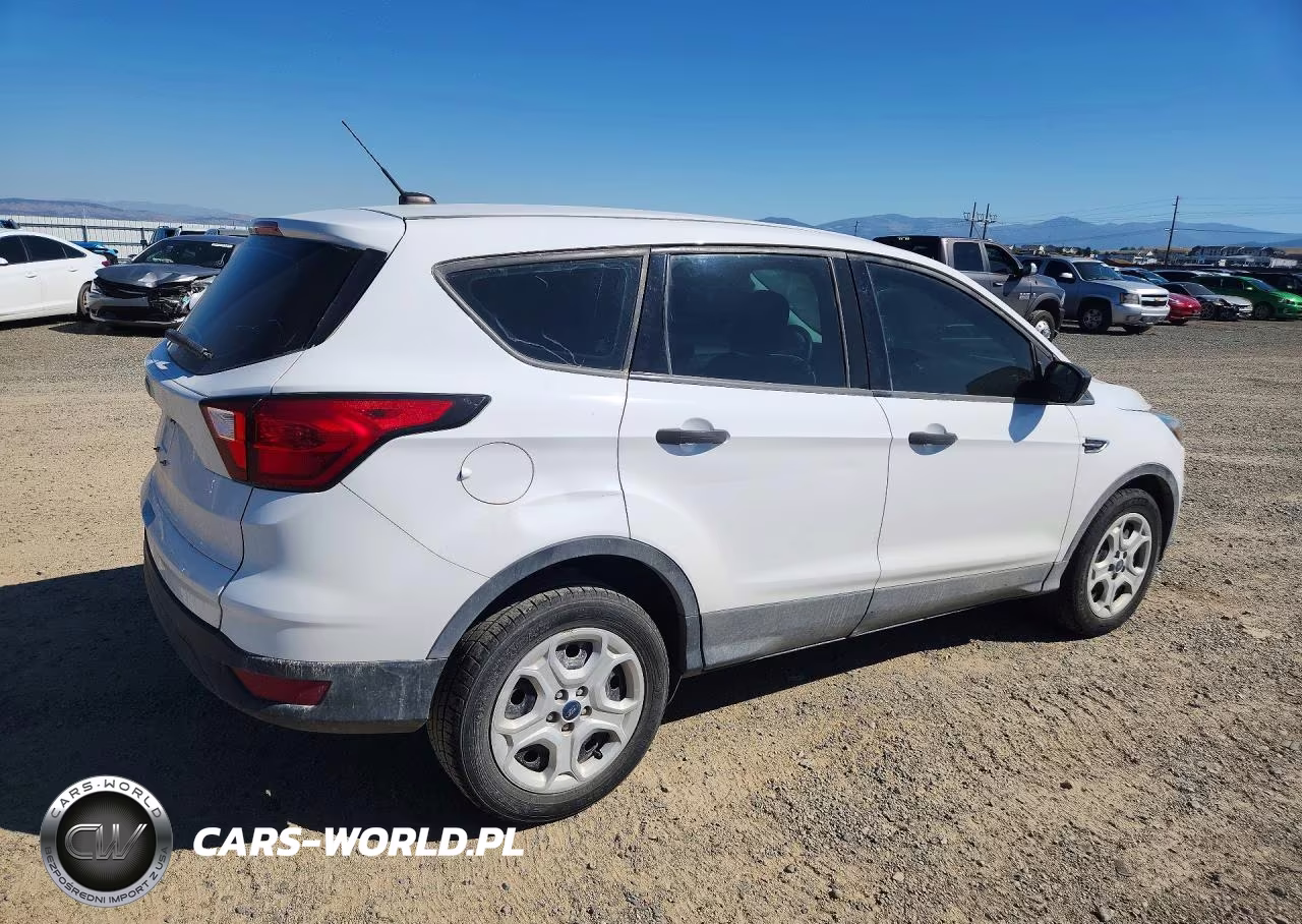 2019 Ford Escape S VIN:1FMCU0F74KUC54114 - 3