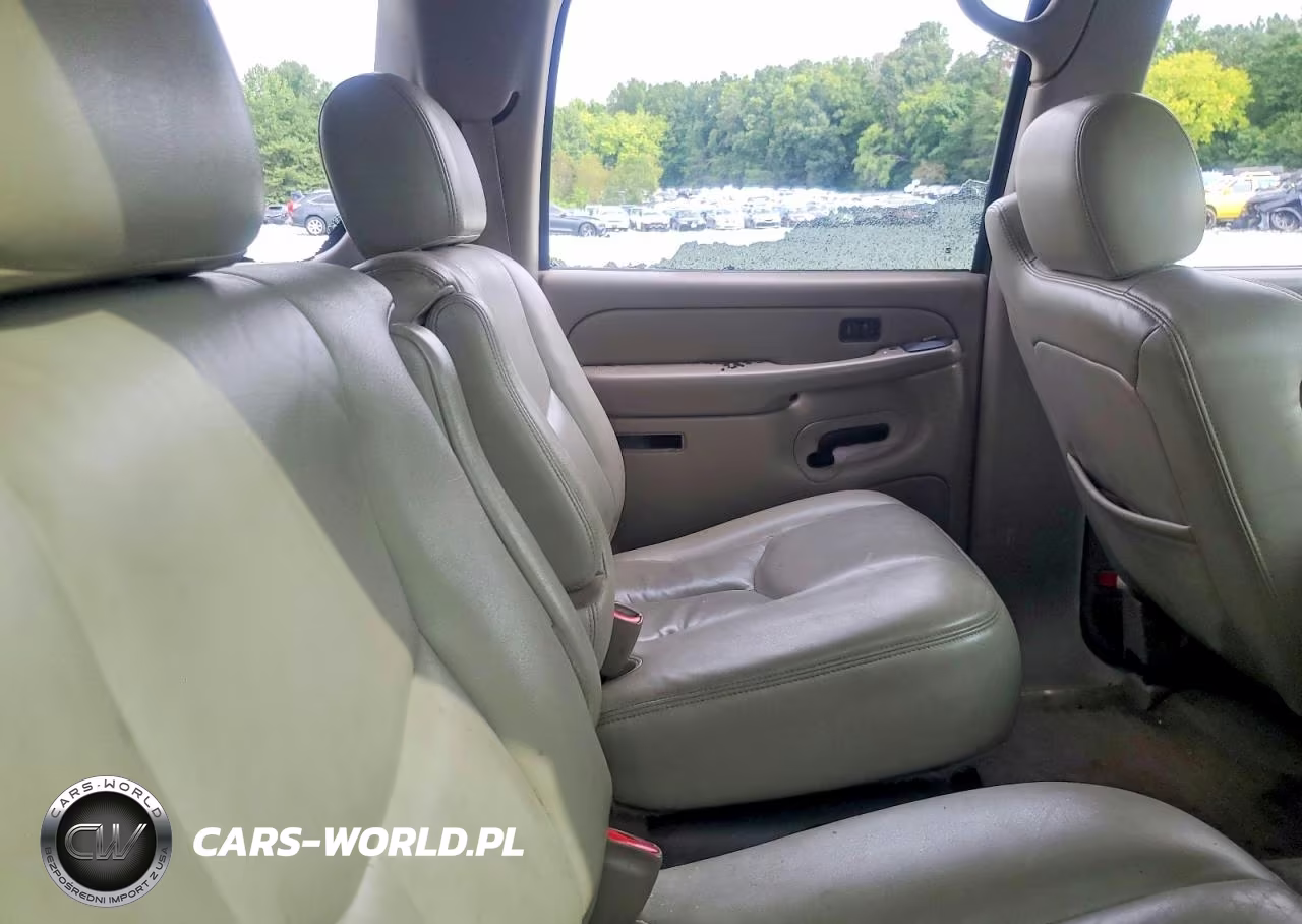 2004 Chevrolet Suburban C1500 VIN:3GNEC16Z44G325686 - 11