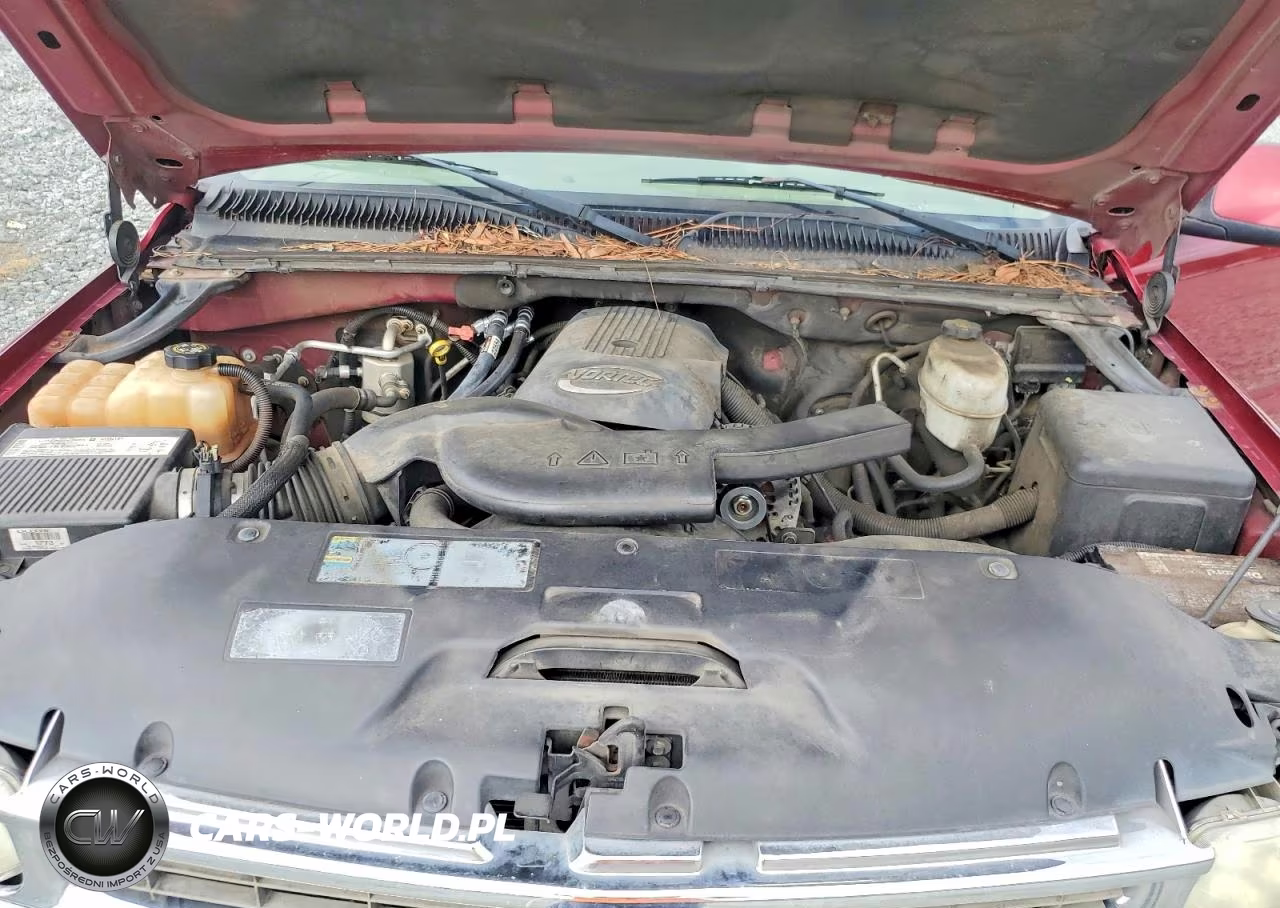 2004 Chevrolet Suburban C1500 VIN:3GNEC16Z44G325686 - 12