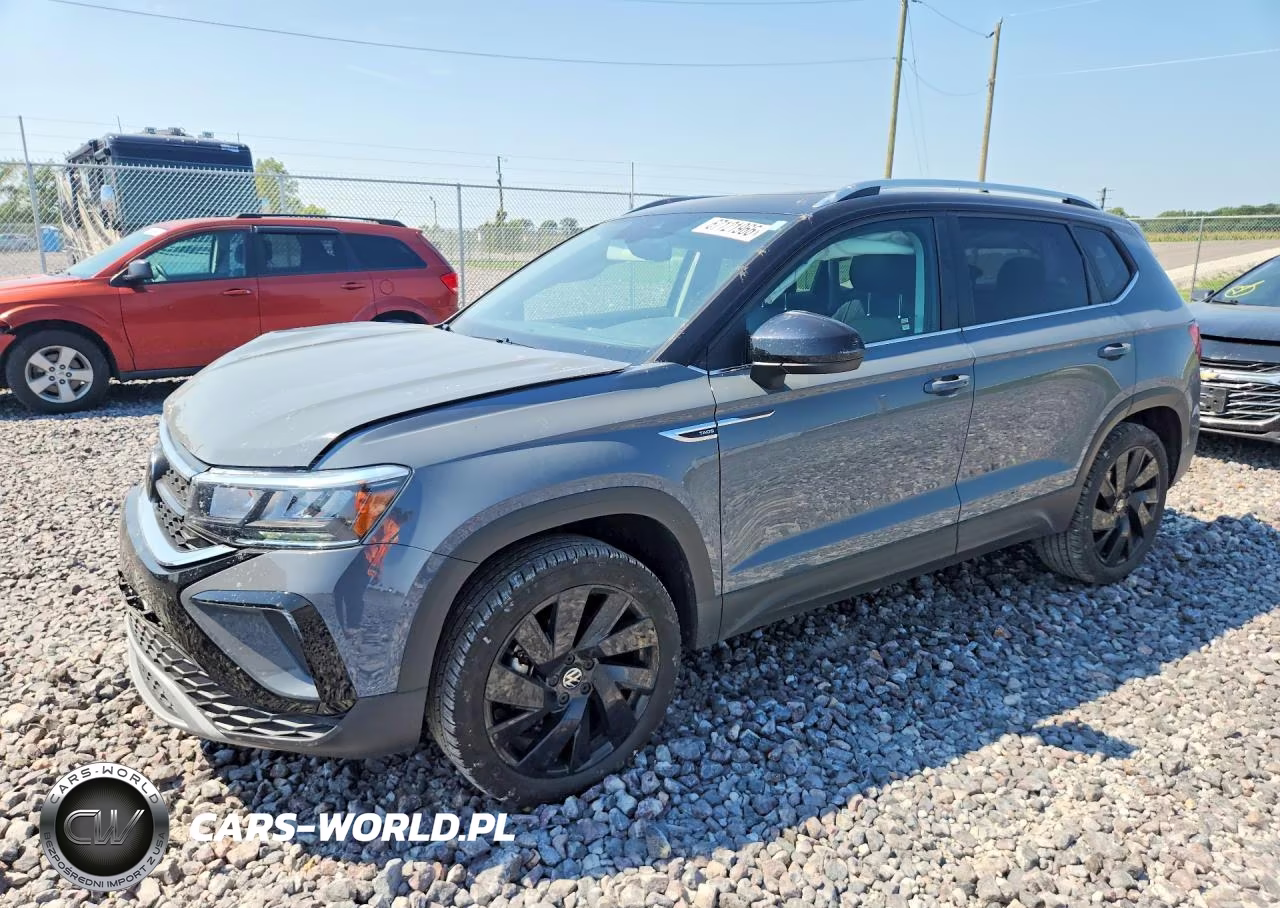 2024 Volkswagen Taos Se VIN:3VVVX7B2XRM018123 - 1
