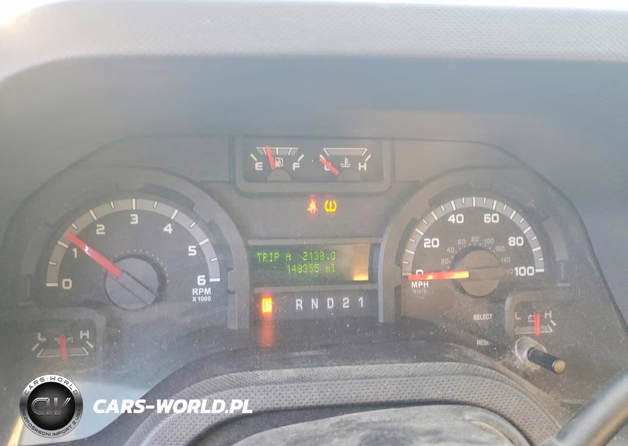 2010 Ford Econoline E150 Van VIN:1FTNE1EWXADA66589 - 9