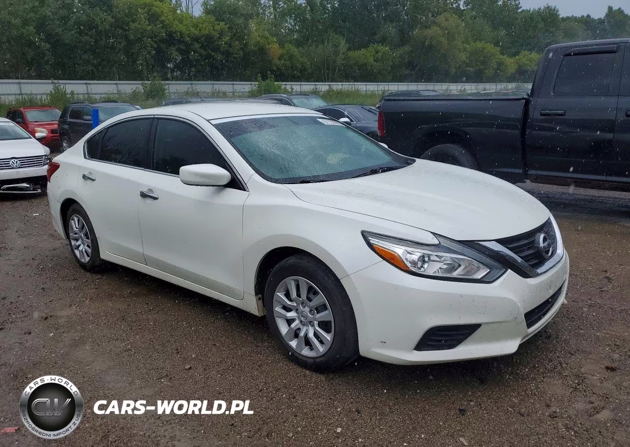 2016 Nissan Altima 2.5 S VIN:1N4AL3AP8GN336782 - 4
