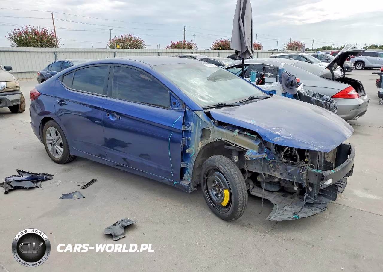 2020 Hyundai Elantra Sel VIN:5NPD84LF9LH523400 - 4