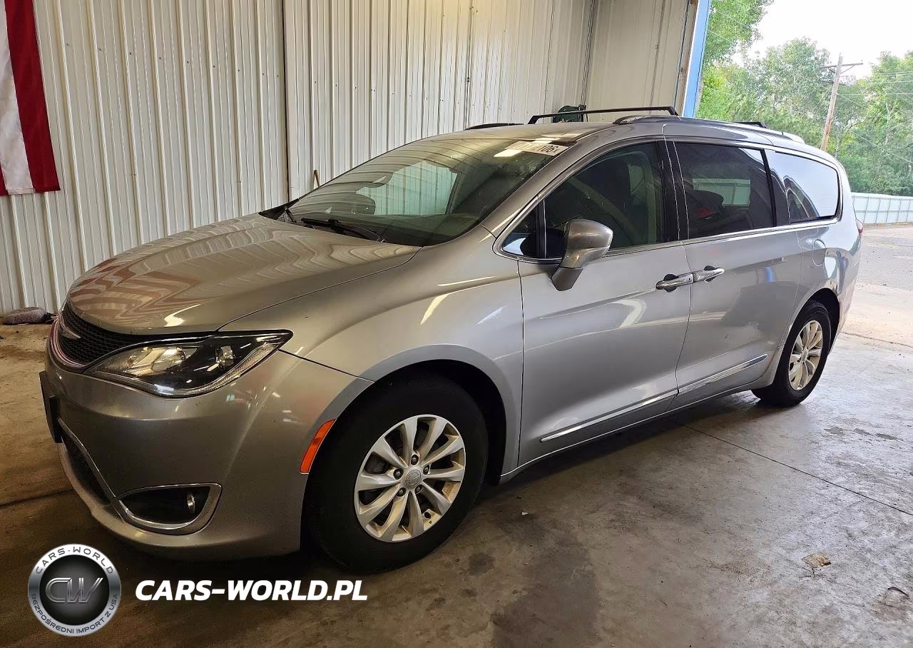 2019 Chrysler Pacifica Touring L