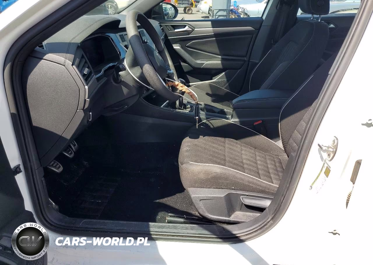 2023 Volkswagen Jetta Sport VIN:3VWAM7BU0PM014258 - 7