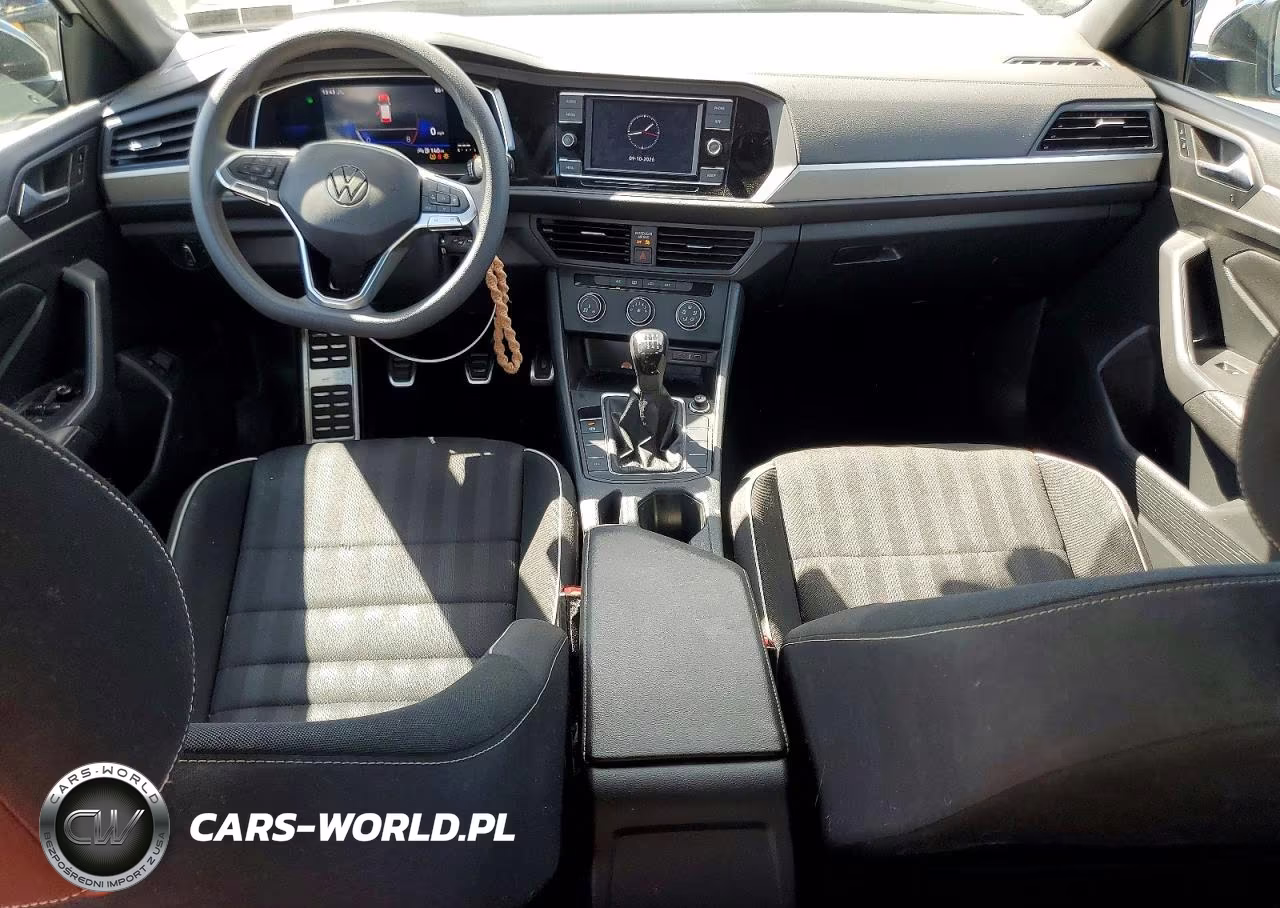 2023 Volkswagen Jetta Sport VIN:3VWAM7BU0PM014258 - 8