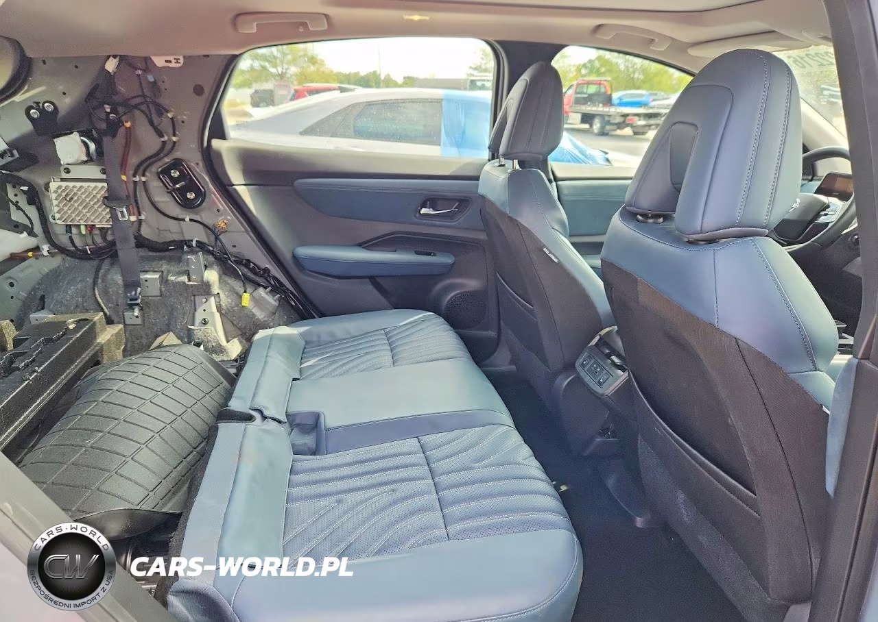 2023 Nissan Ariya Platinum + VIN:JN1DF0CD5PM702156 - 11