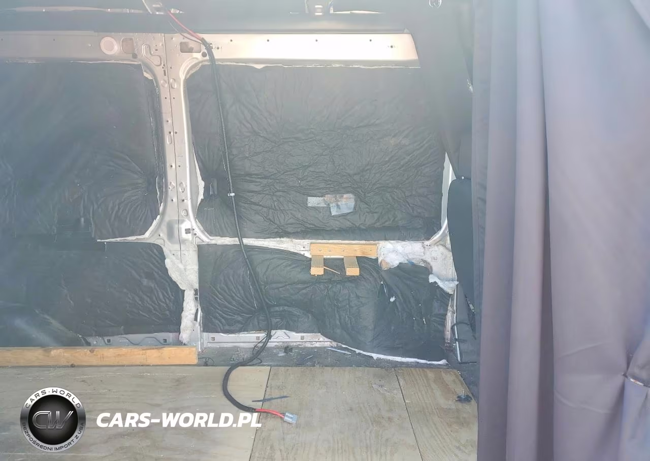 2022 Ford Transit T-150 Delivery Van VIN:1FTYE1CG2NKA17817 - 11