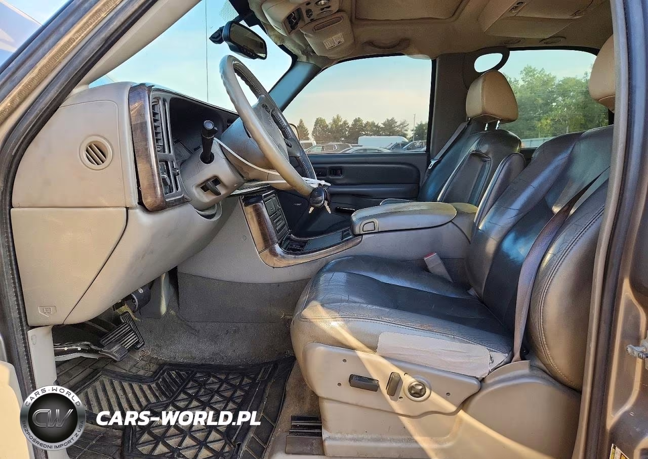 2005 GMC Yukon Denali VIN:1GKEK63U55J117452 - 7
