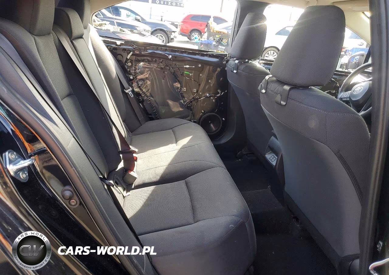 2025 Toyota Corolla Le VIN:5YFB4MDE8SP280513 - 10