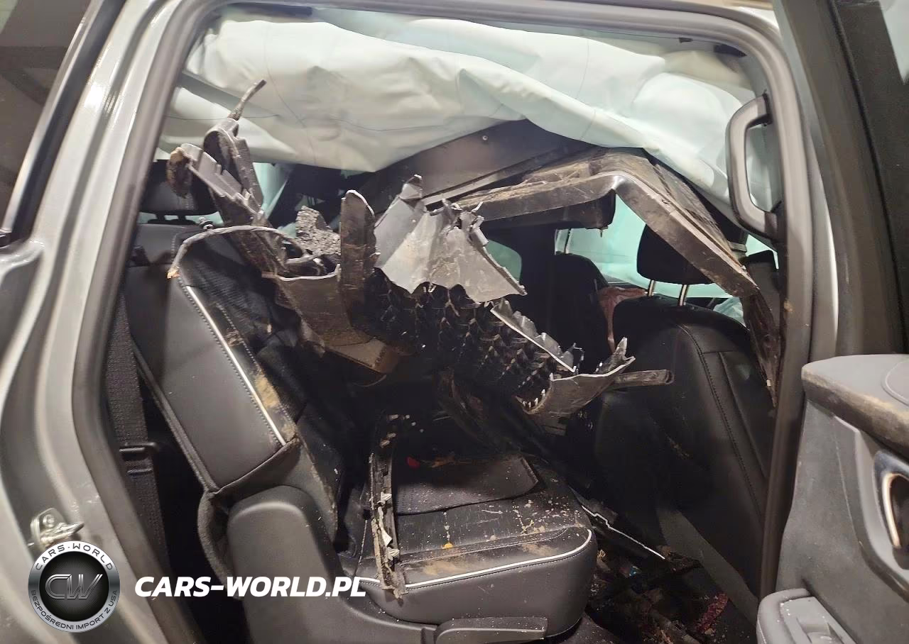 2025 Buick Enclave Sport Touring VIN:5GAERBRS2SJ235588 - 11
