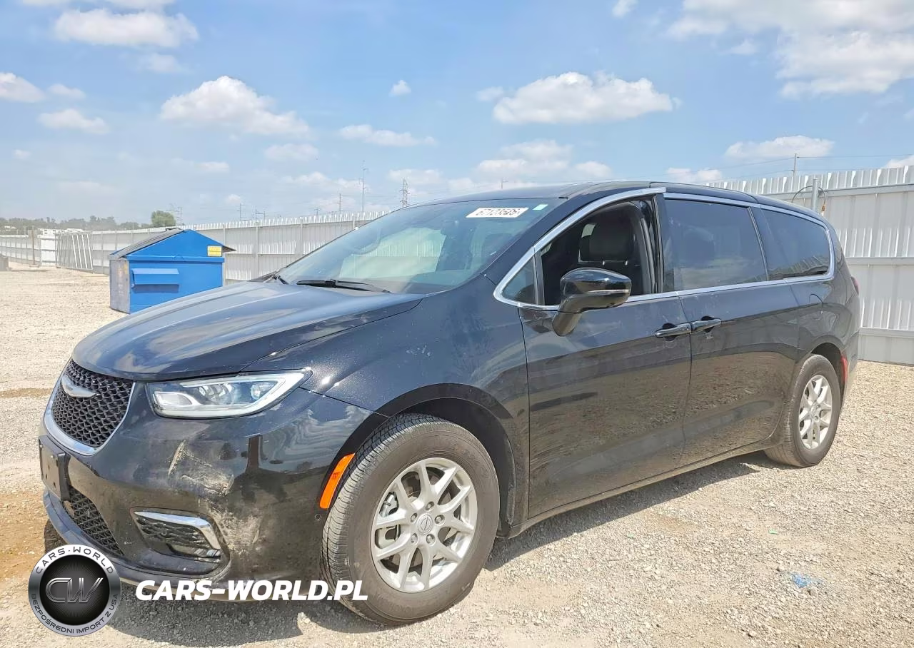 2025 Chrysler Pacifica Select
