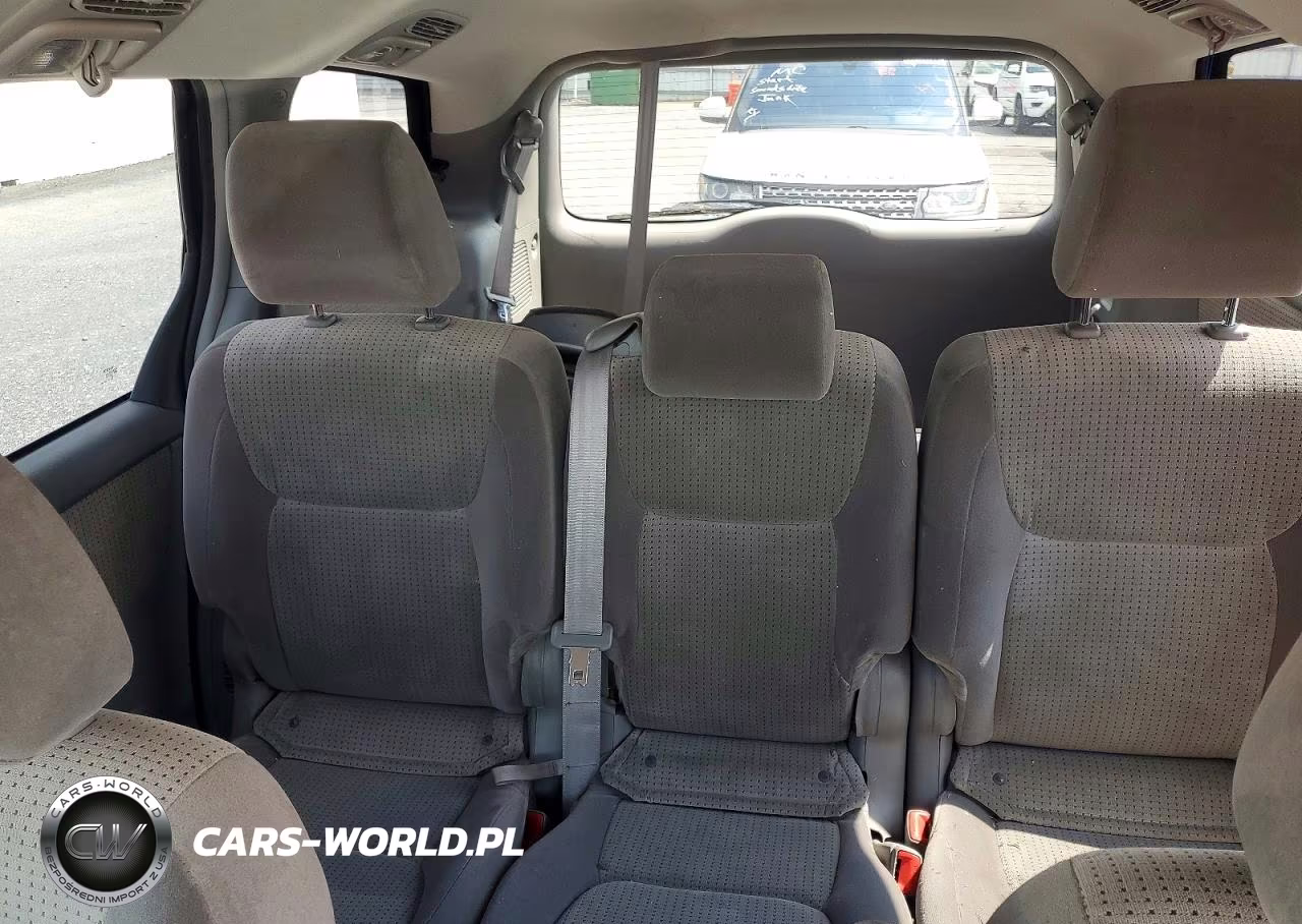 2010 Toyota Sienna Le 8-Passenger VIN:5TDKK4CC6AS294132 - 10