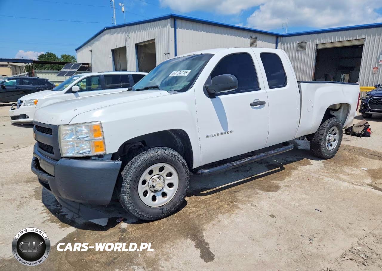 2013 Chevrolet Silverado C1500 VIN:1GCRCPEA5DZ345132 - 1