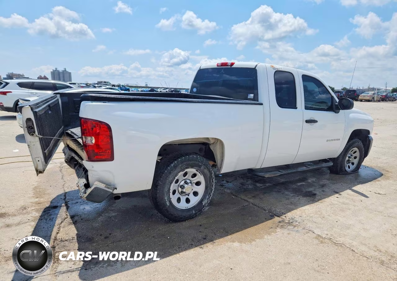2013 Chevrolet Silverado C1500 VIN:1GCRCPEA5DZ345132 - 3