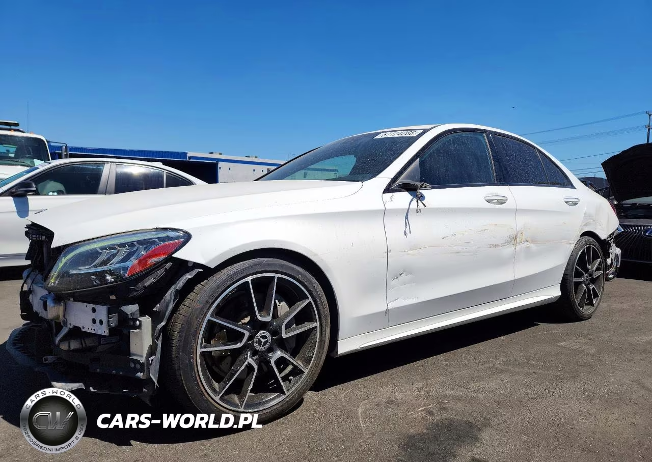 2020 Mercedes-Benz C 300