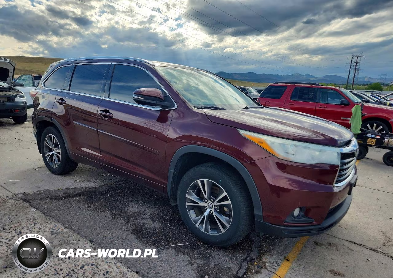 2016 Toyota Highlander Xle VIN:5TDJKRFH1GS344377 - 4