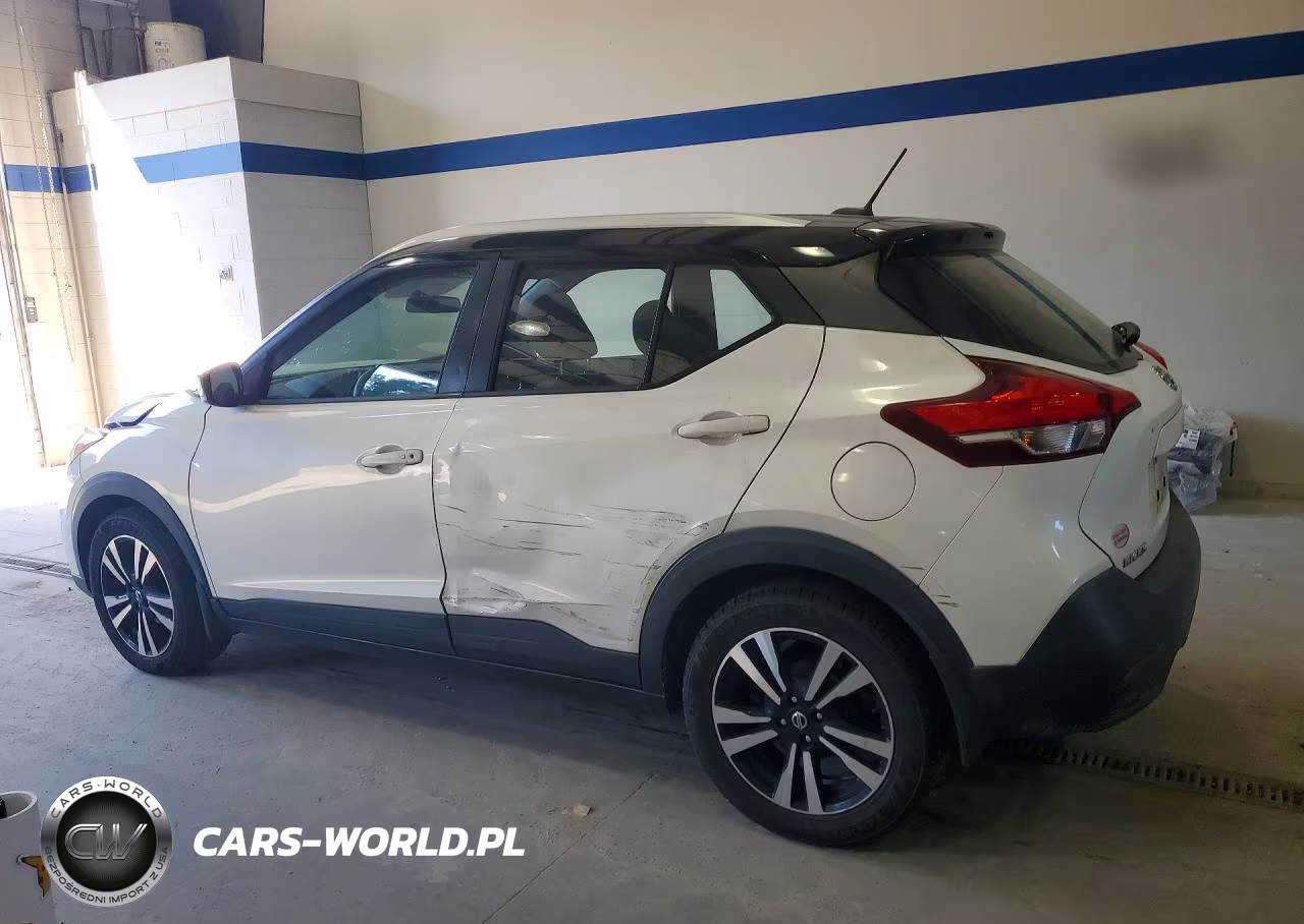 2019 Nissan Kicks Sv VIN:3N1CP5CU9KL504074 - 2