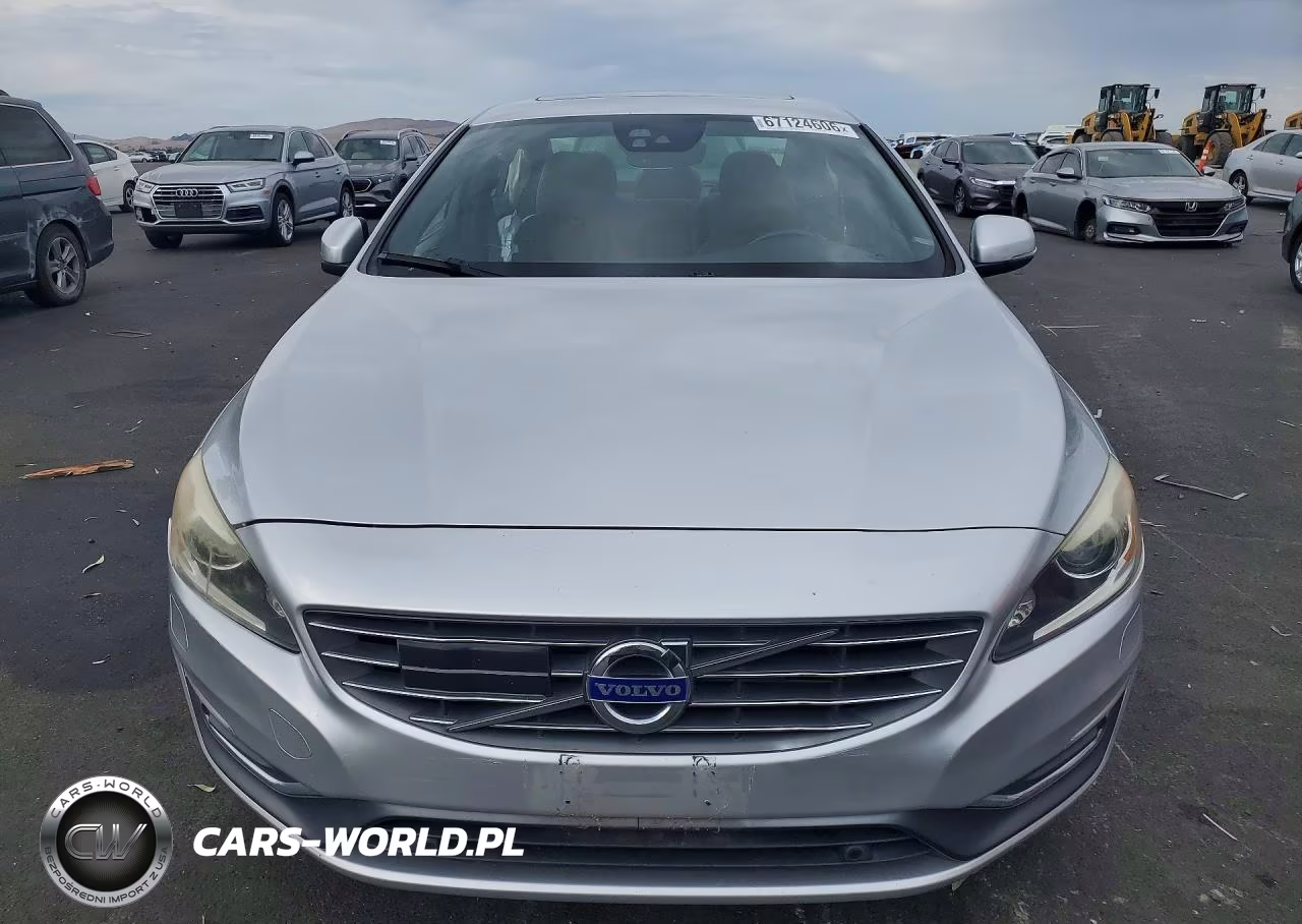 2015 Volvo S60 Platinum VIN:YV149MFM0F2336327 - 5