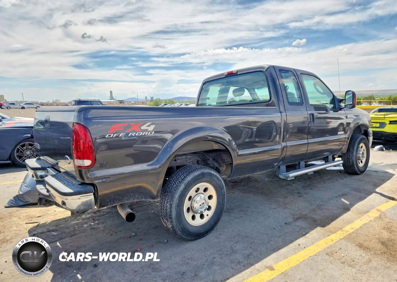 2005 Ford F250 Super Duty VIN:1FTSX21P95EA63989 - 3