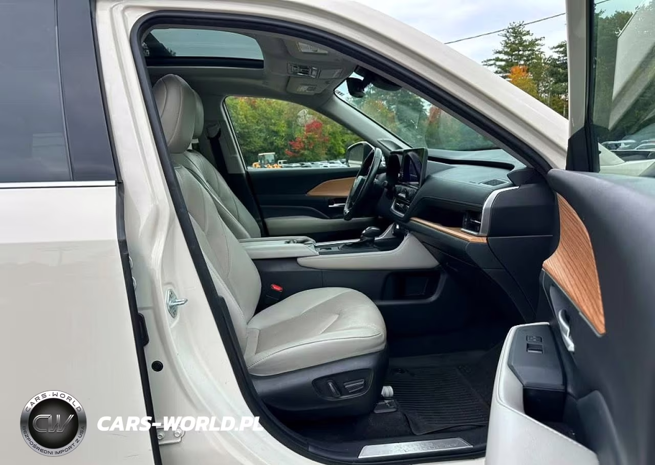 2024 Toyota Grand Highlander Limited VIN:5TDAAAB57RS015279 - 9