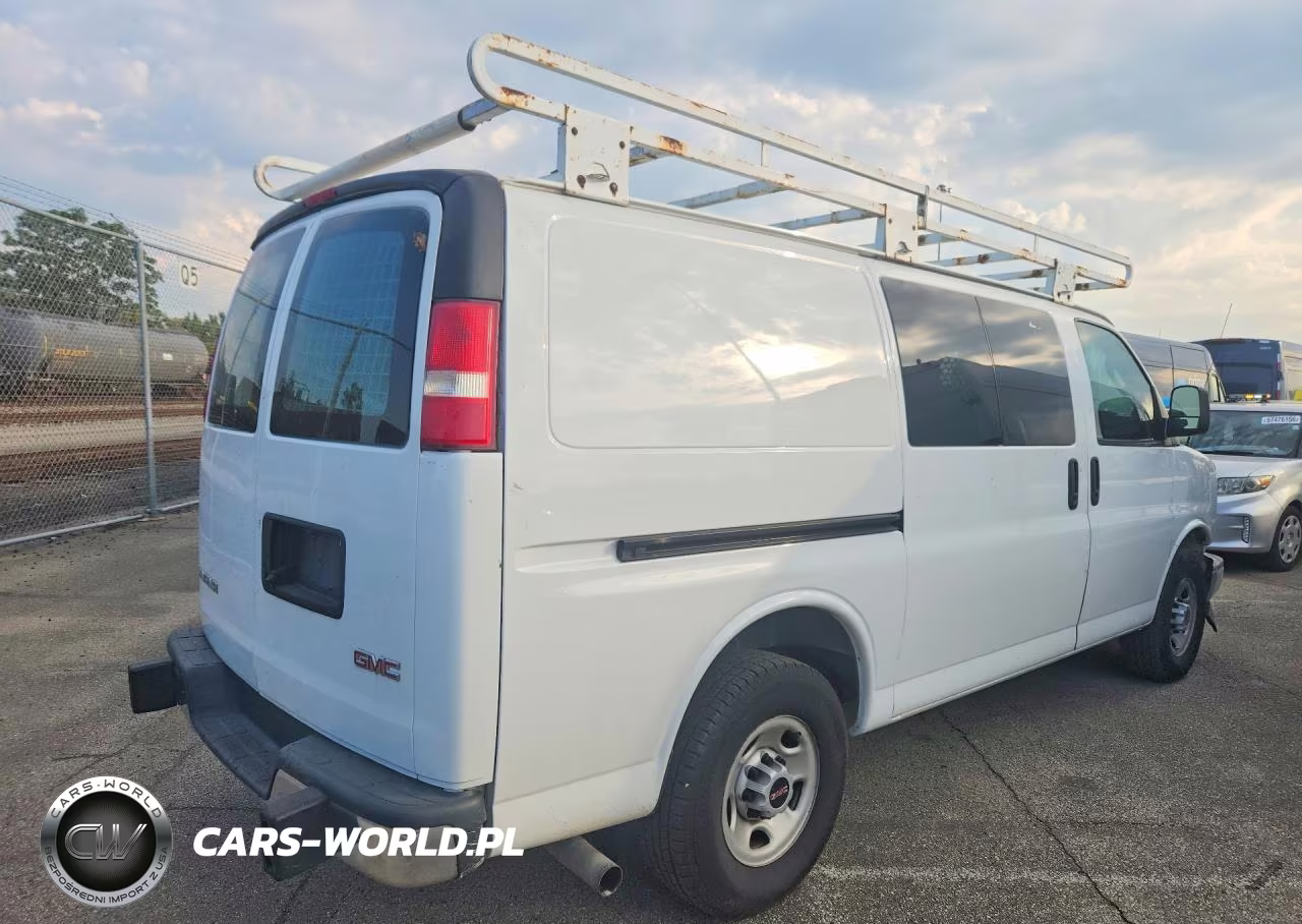 2018 GMC Savana G2500 VIN:1GTW7AFGXJ1902554 - 3