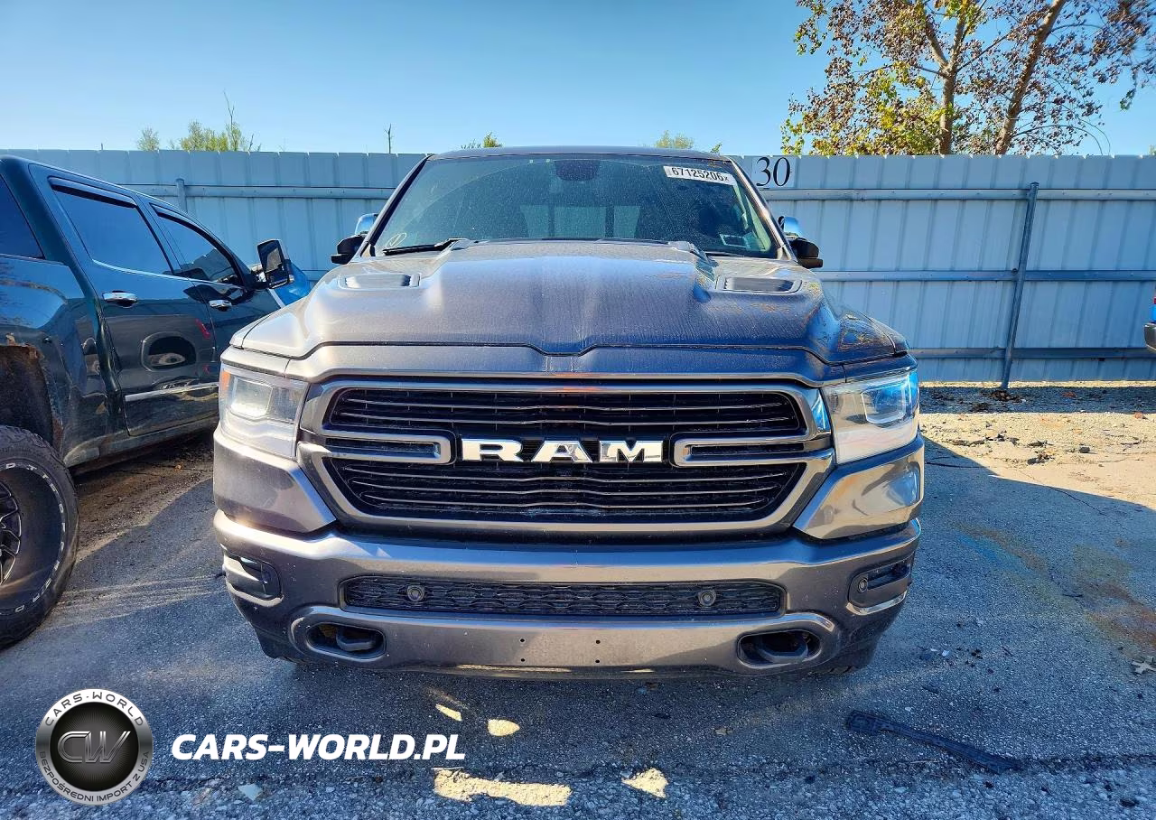 2019 Ram 1500 Laramie VIN:1C6SRFJT3KN807779 - 5