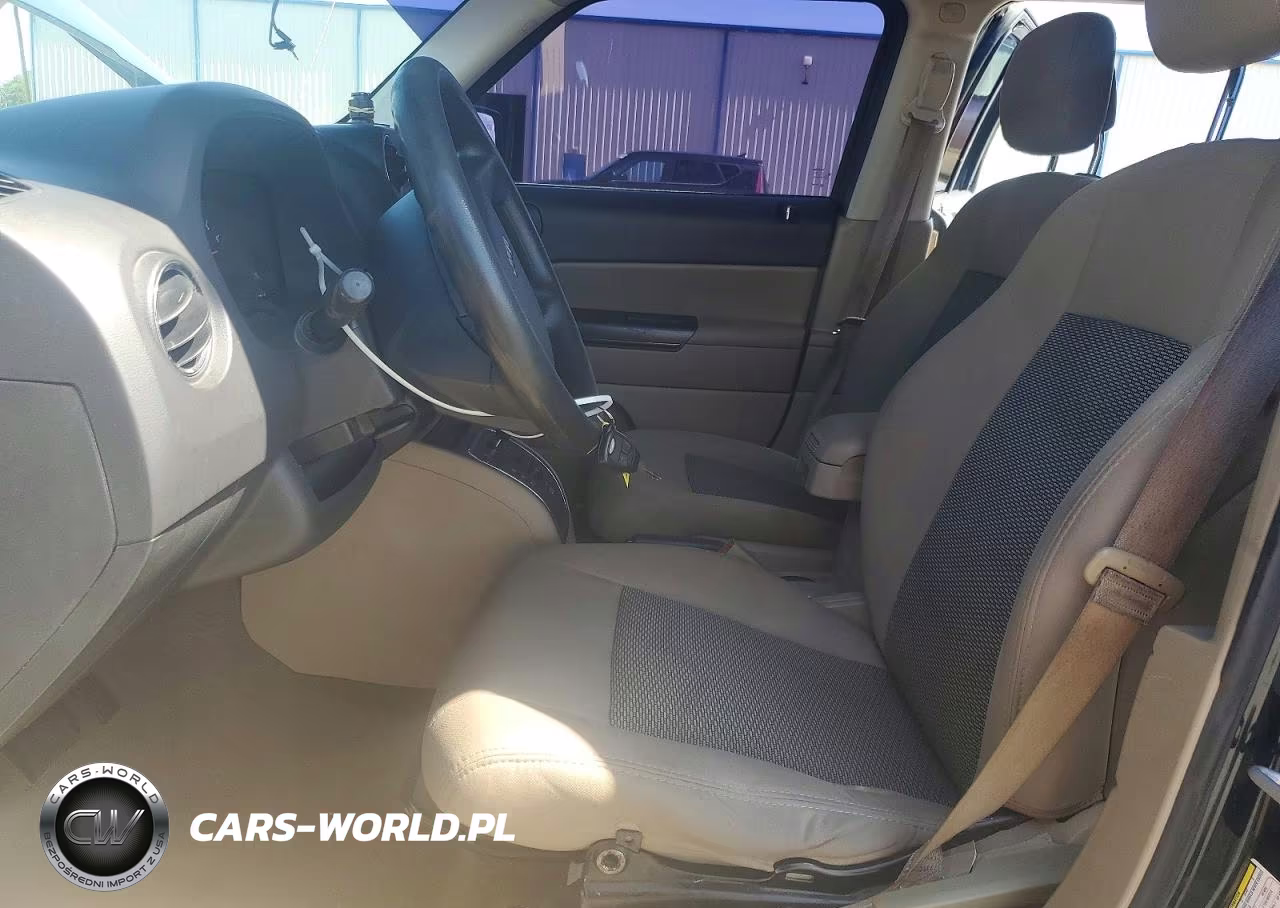 2010 Jeep Patriot Sport VIN:1J4NT2GB3AD660120 - 7