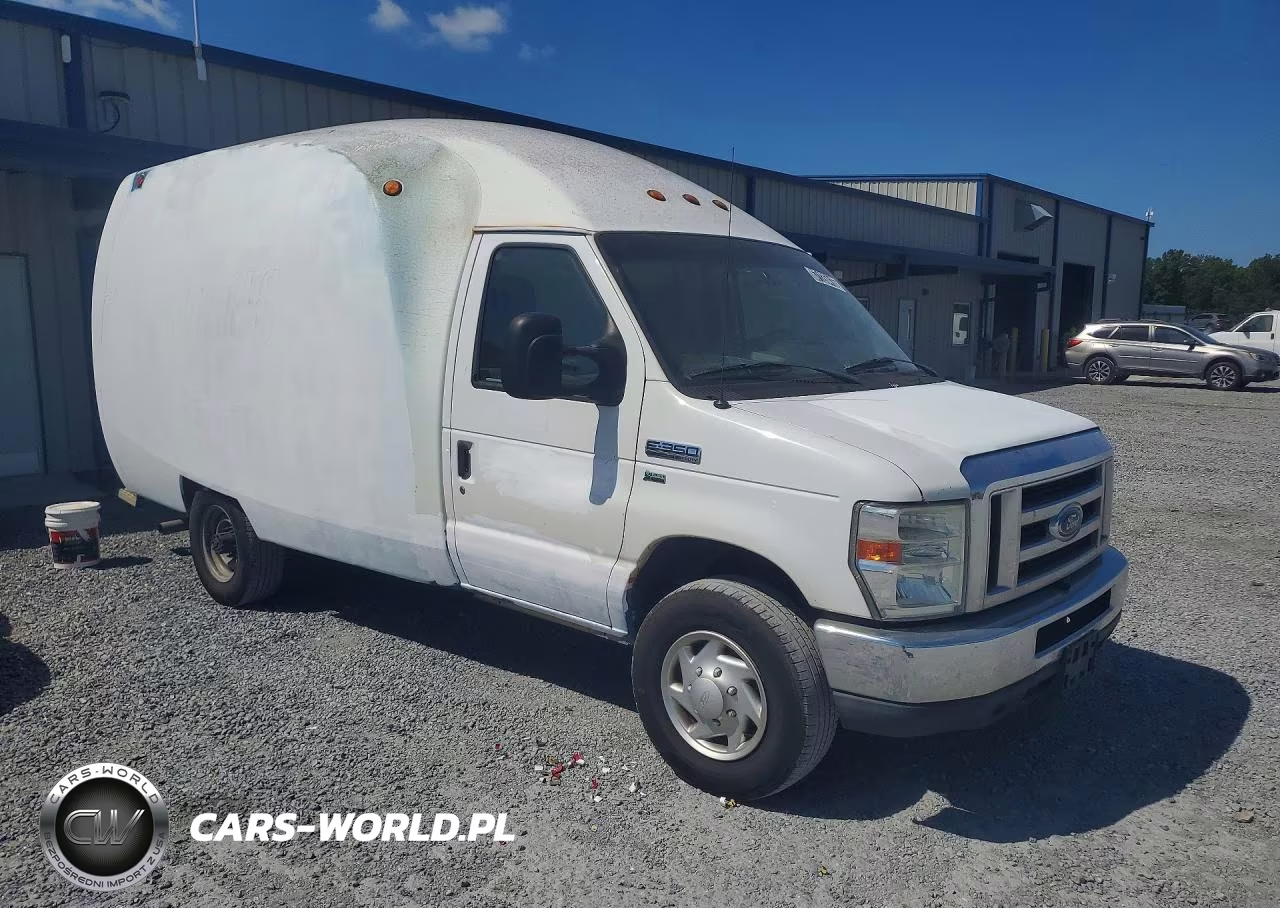 2013 Ford Econoline E350 Super Duty Cutaway Van VIN:1FDWE3FL1DDA70194 - 4