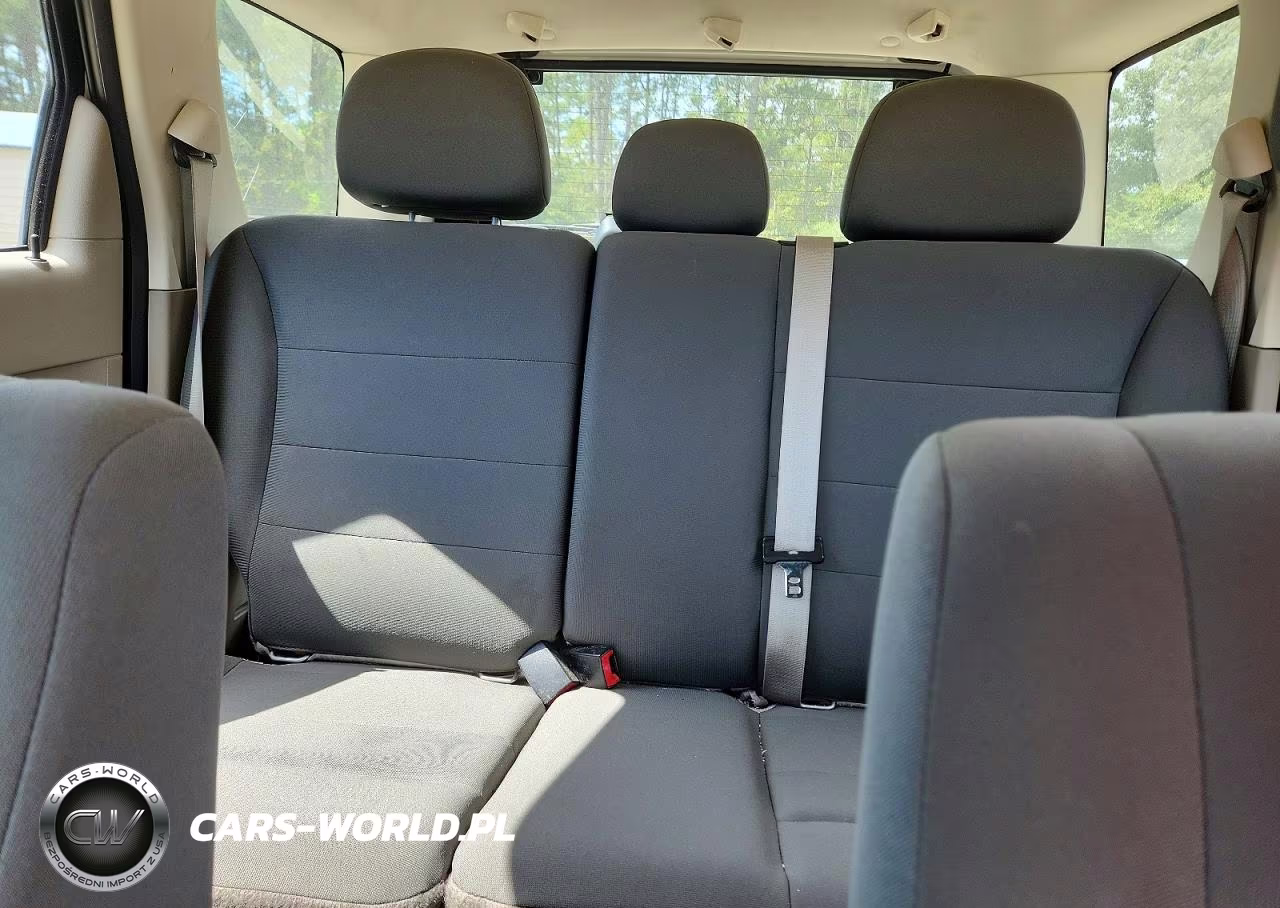 2010 Ford Escape Xls VIN:1FMCU9C77AKD04538 - 10