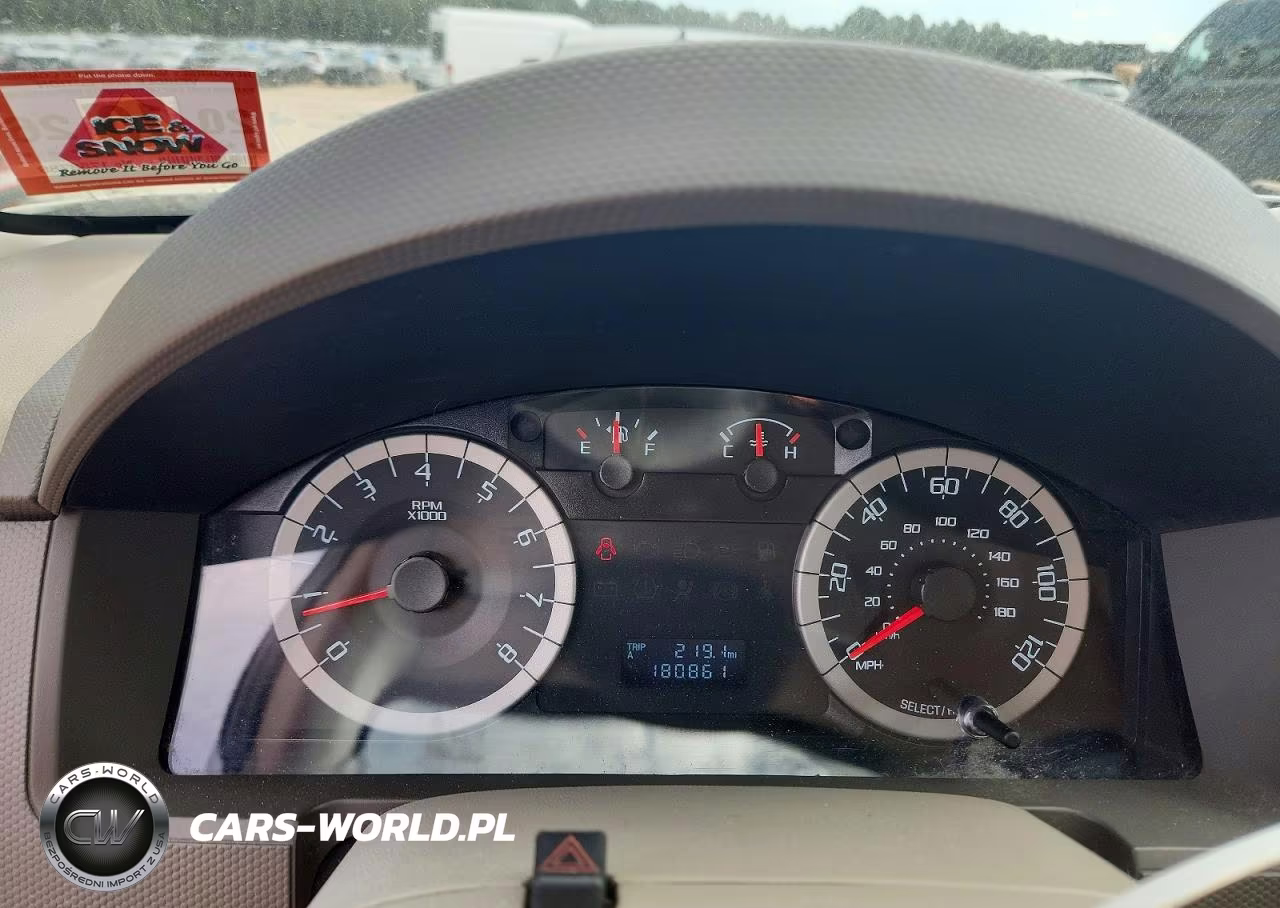 2010 Ford Escape Xls VIN:1FMCU9C77AKD04538 - 9