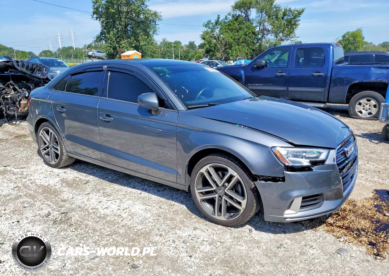 2017 Audi A3 Premium VIN:WAUB8GFF4H1014119 - 4