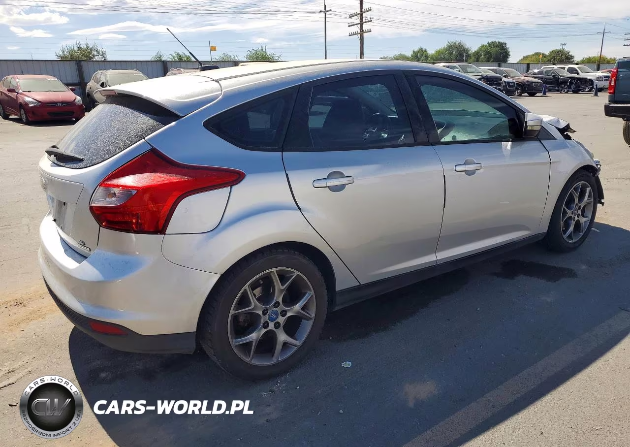 2013 Ford Focus Se VIN:1FADP3K2XDL253902 - 3