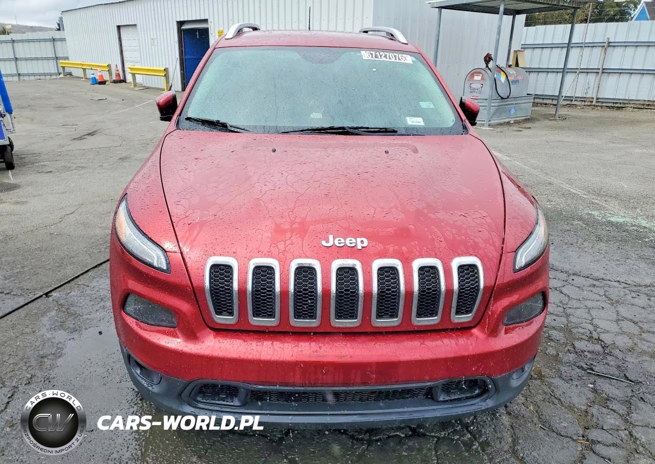 2017 Jeep Cherokee Latitude VIN:1C4PJLCB6HW595987 - 5