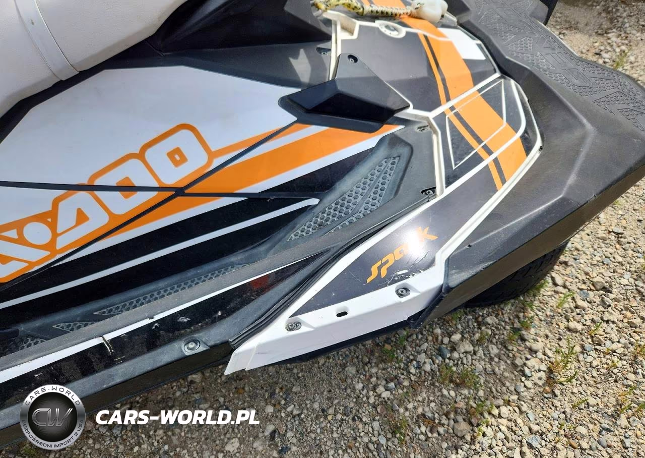 2014 Sea-Doo Spark Jet Ski VIN:YDV11534C414 - 10