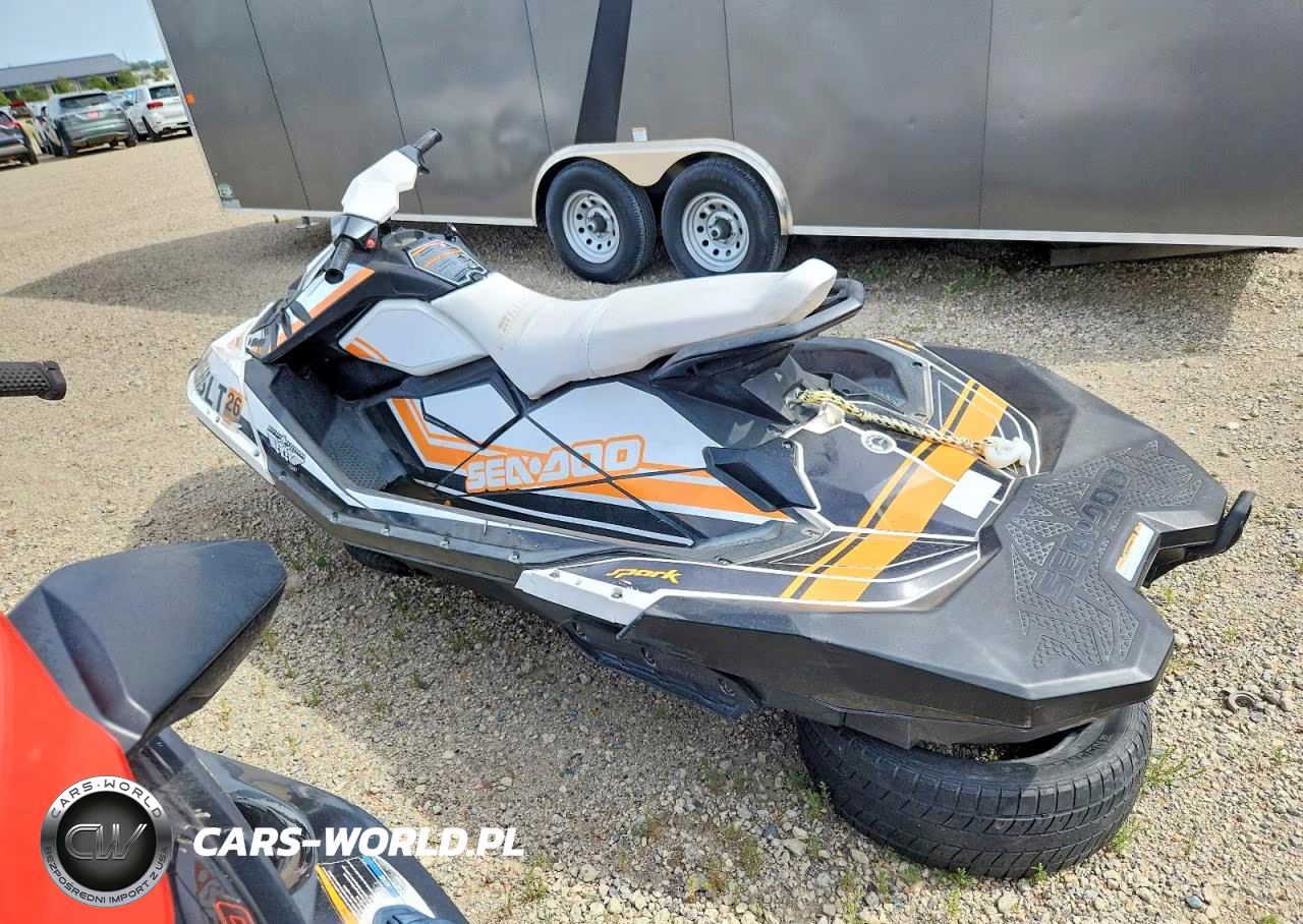 2014 Sea-Doo Spark Jet Ski VIN:YDV11534C414 - 3