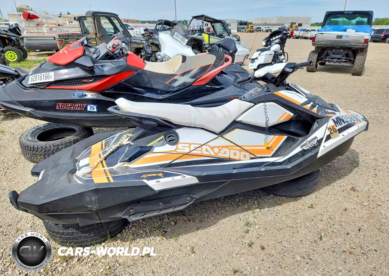 2014 Sea-Doo Spark Jet Ski VIN:YDV11534C414 - 4