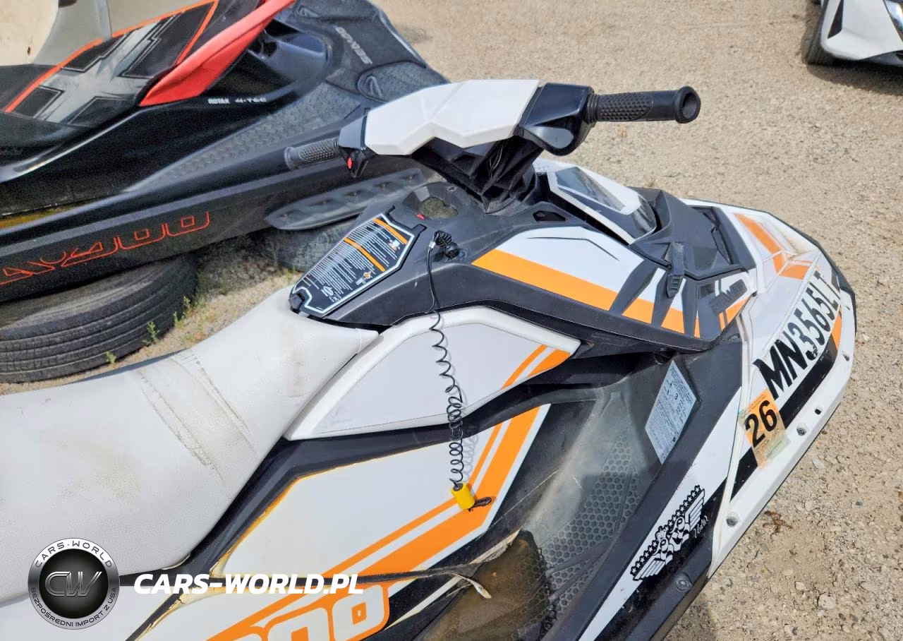 2014 Sea-Doo Spark Jet Ski VIN:YDV11534C414 - 5