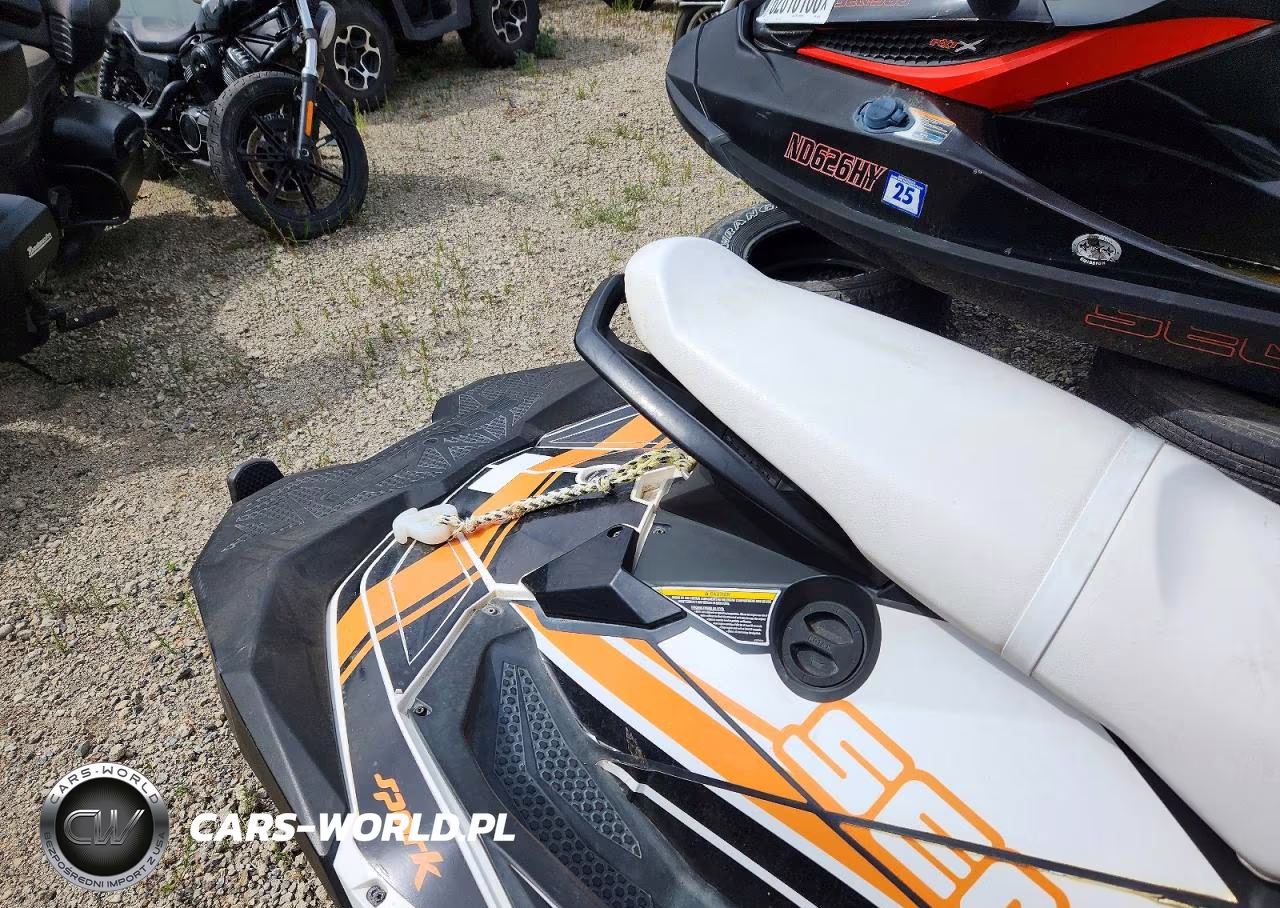 2014 Sea-Doo Spark Jet Ski VIN:YDV11534C414 - 6