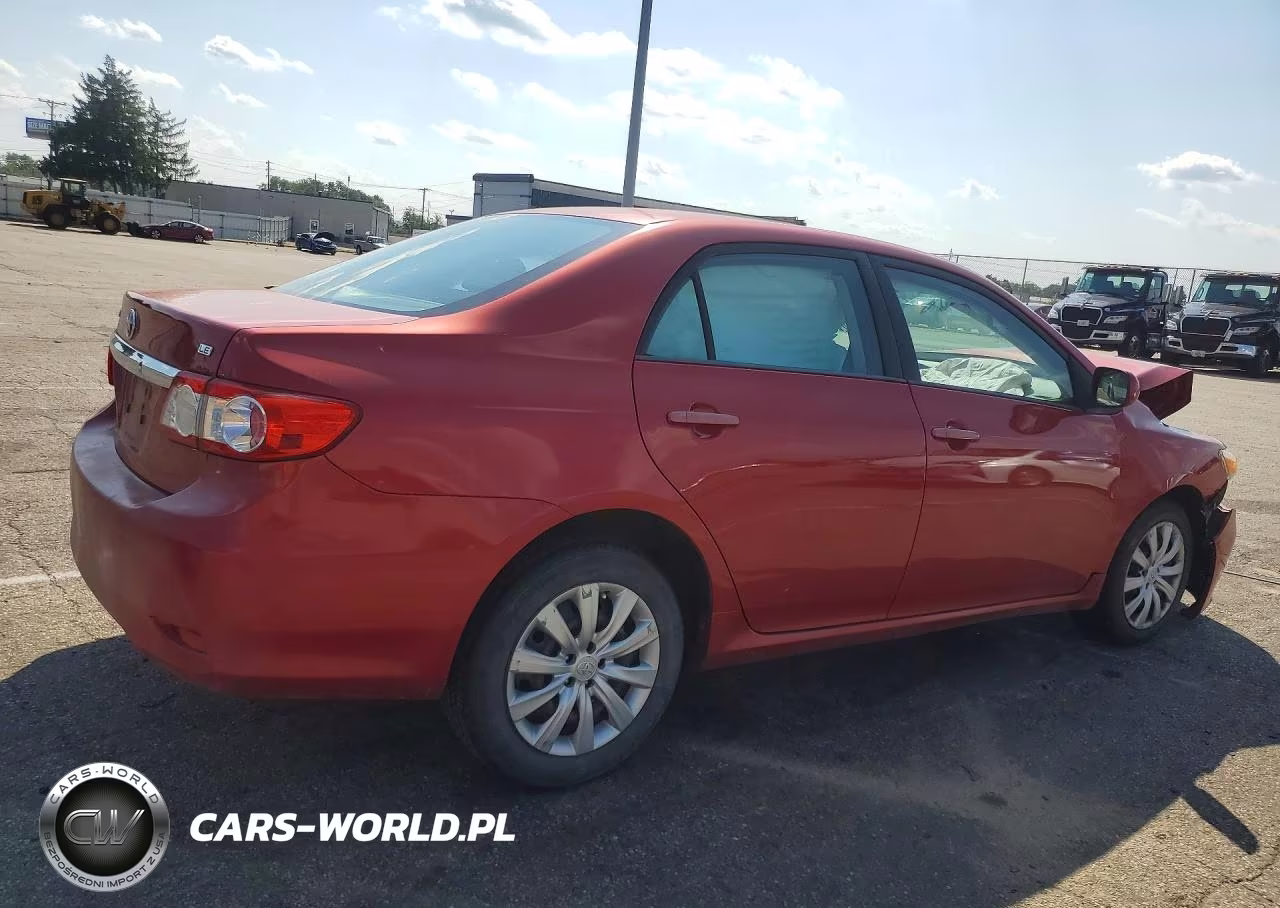 2012 Toyota Corolla Le VIN:2T1BU4EE0CC809128 - 3