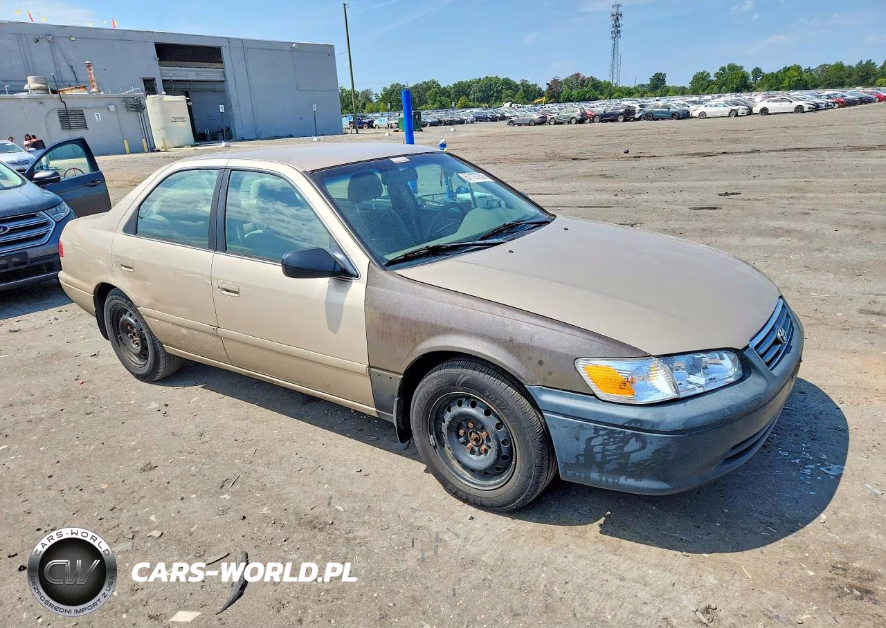 2001 Toyota Camry Le VIN:4T1BG22K21U077490 - 4