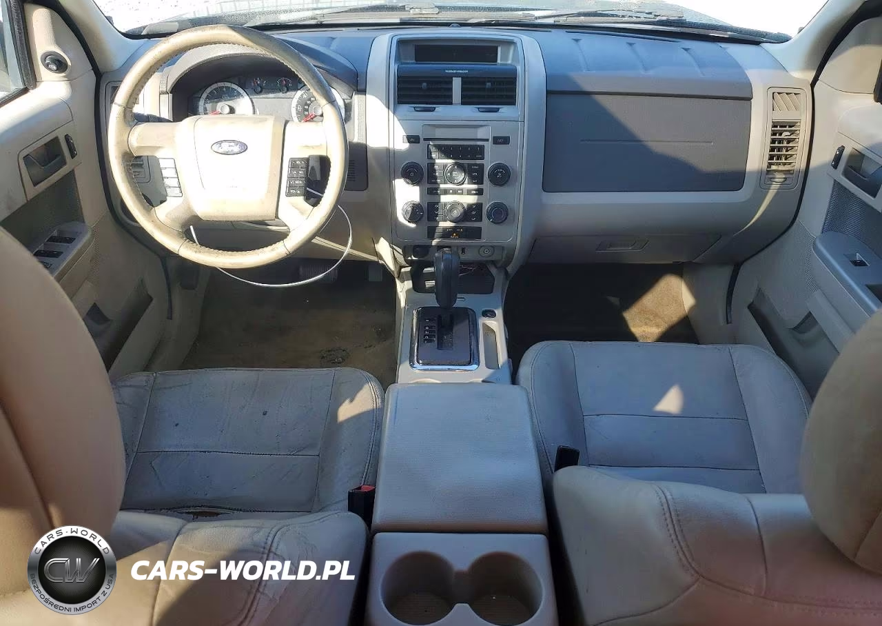 2010 Ford Escape Xlt VIN:1FMCU0DG3AKC63304 - 8