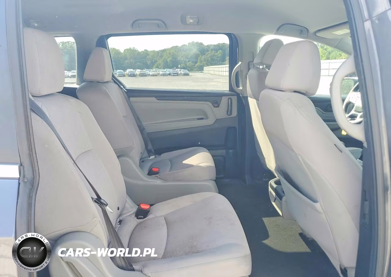 2018 Honda Odyssey Lx VIN:5FNRL6H28JB086720 - 11