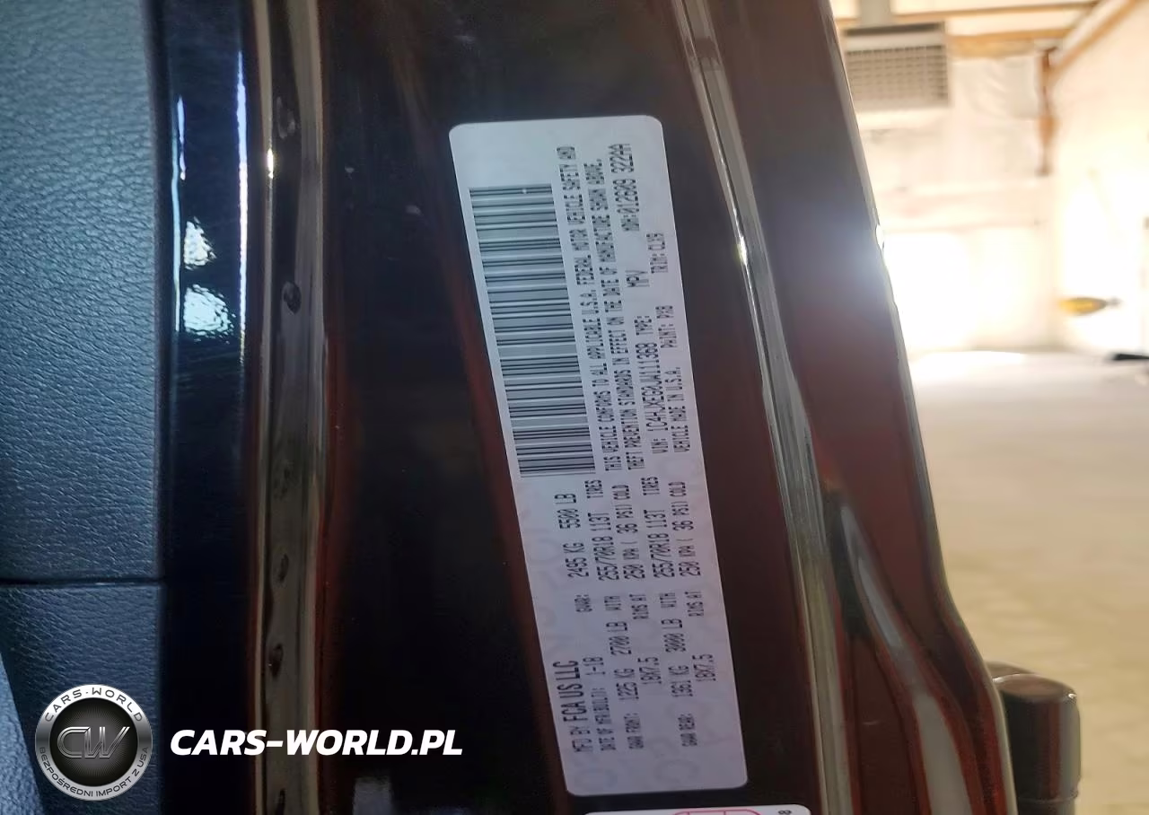 2018 Jeep Wrangler Unlimited Sahara VIN:1C4HJXEG0JW111368 - 13